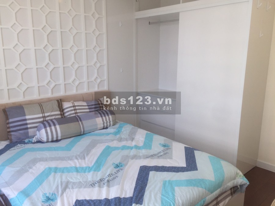 Cần cho thuê gấp căn hộ 3PN 2WC đầy đủ nội thất giá 17tr/tháng Vinhomes D'capitale.