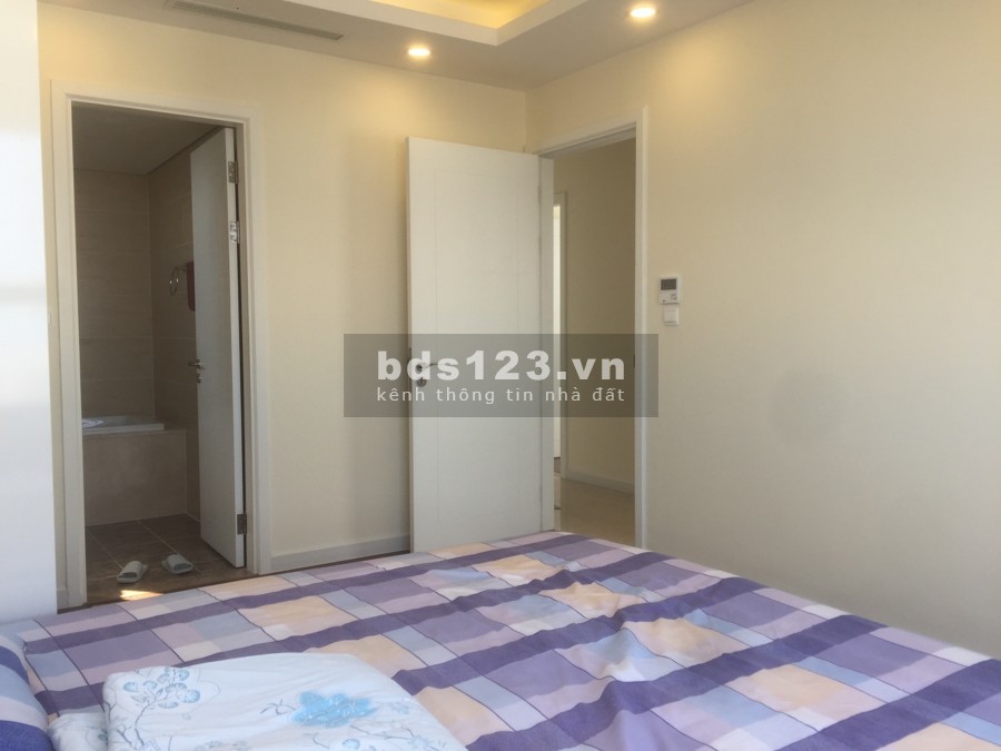 Cần cho thuê gấp căn hộ 3PN 2WC đầy đủ nội thất giá 17tr/tháng Vinhomes D'capitale.