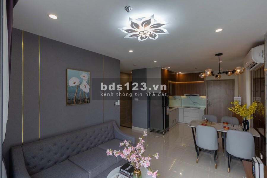 Sang lỗ căn hộ 2 PN Vinhomes Grand Park 47m2