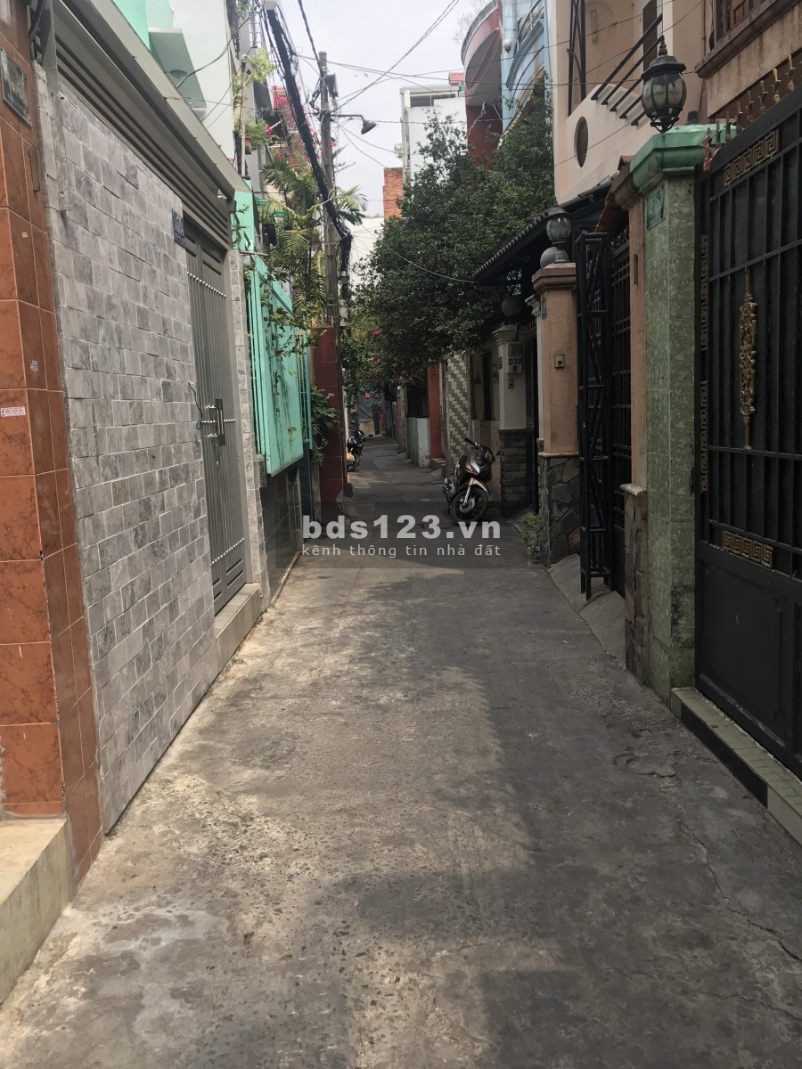 Bán nhà hẻm 3m gần Mặt Tiền Nguyễn Tri Phương, P8, Q10