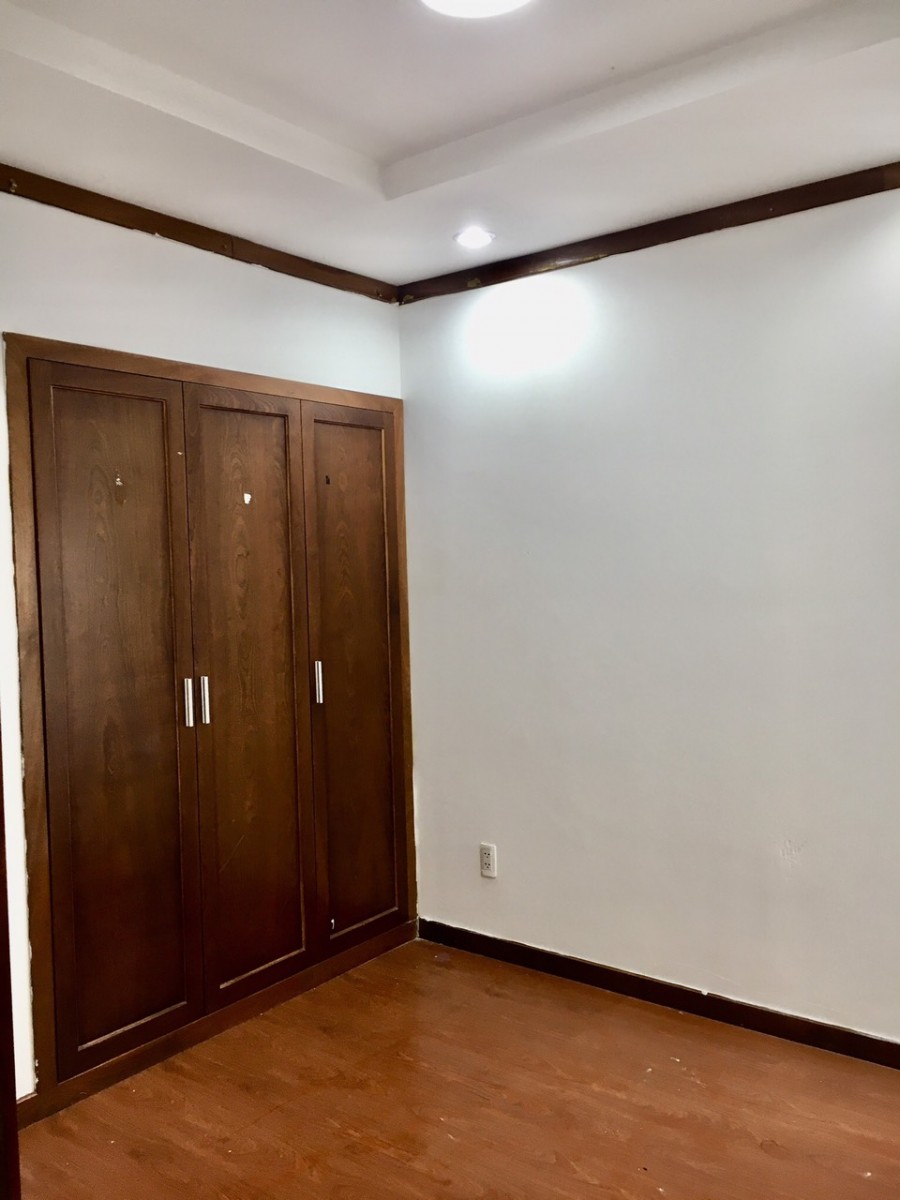 Chính chủ cần bán gấp căn hộ 3PN chung cư Hoàng Anh Thanh Bình, đường D4, Phường Tân Hưng, Q7. LH 0929 226 139