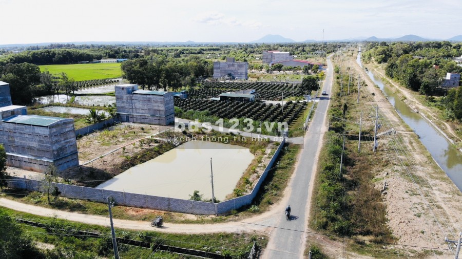 Đất sào 4000m2 CLN xã Hàm Chính, gần kênh sông Quao