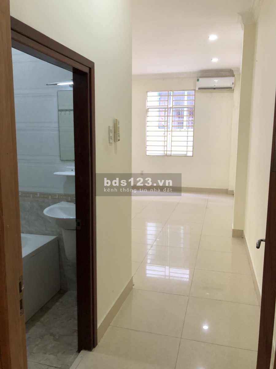 Nhà MT Bùi Đình Tuý 4,2x24m 1T- 1L Kinh doanh Đa Ngành 33Tr/th TL