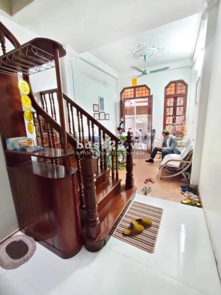 CẦN BÁN GẤP NHÀ PHỐ TÂN MAI, 45M2, NHÀ 4 TẦNG, GIÁ 2,8 TỶ