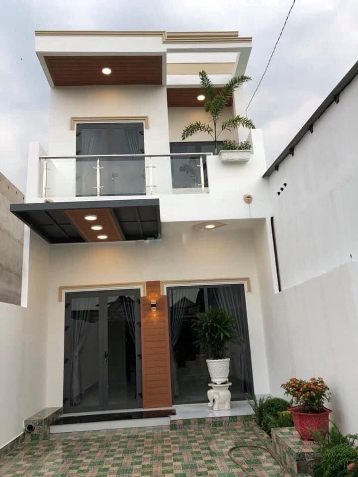 Cần tiền bán gấp nhà trong KDC Trung Thành, liền kề chợ Bình Chánh
