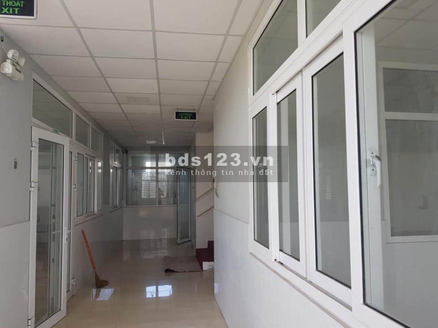 Bán gấp nhà 4 tầng Mặt Tiền đường 30 DT đất 600m2, thu nhập hơn 100/th