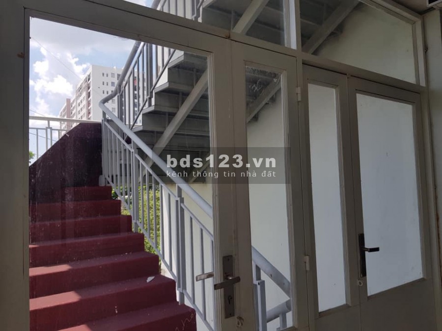 Bán gấp nhà 4 tầng Mặt Tiền đường 30 DT đất 600m2, thu nhập hơn 100/th