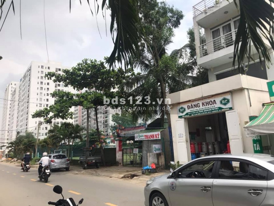 Bán gấp nhà 4 tầng Mặt Tiền đường 30 DT đất 600m2, thu nhập hơn 100/th