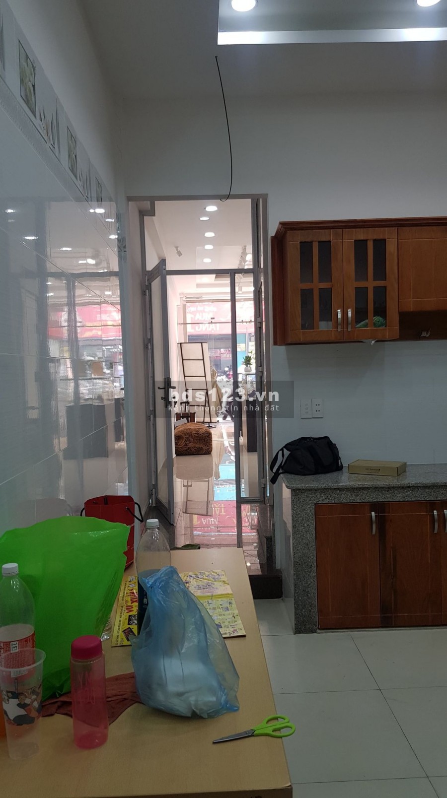 Cần bán gấp nhà Mặt Tiền 3 tầng CMT8 150m2, vị trí đẹp, giá chỉ nhỉnh 14 tỷ