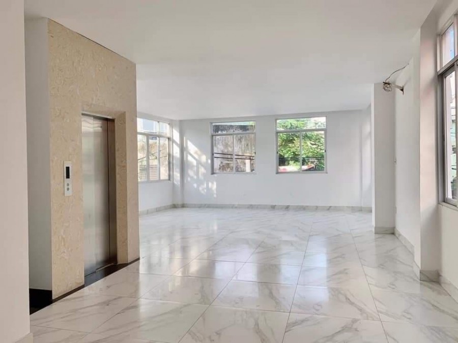 Bán gấp nhà mặt tiền Trần Huy Liệu, Phú Nhuận, nhà mới 3 mặt thoáng, 80m2, 5 tầng.