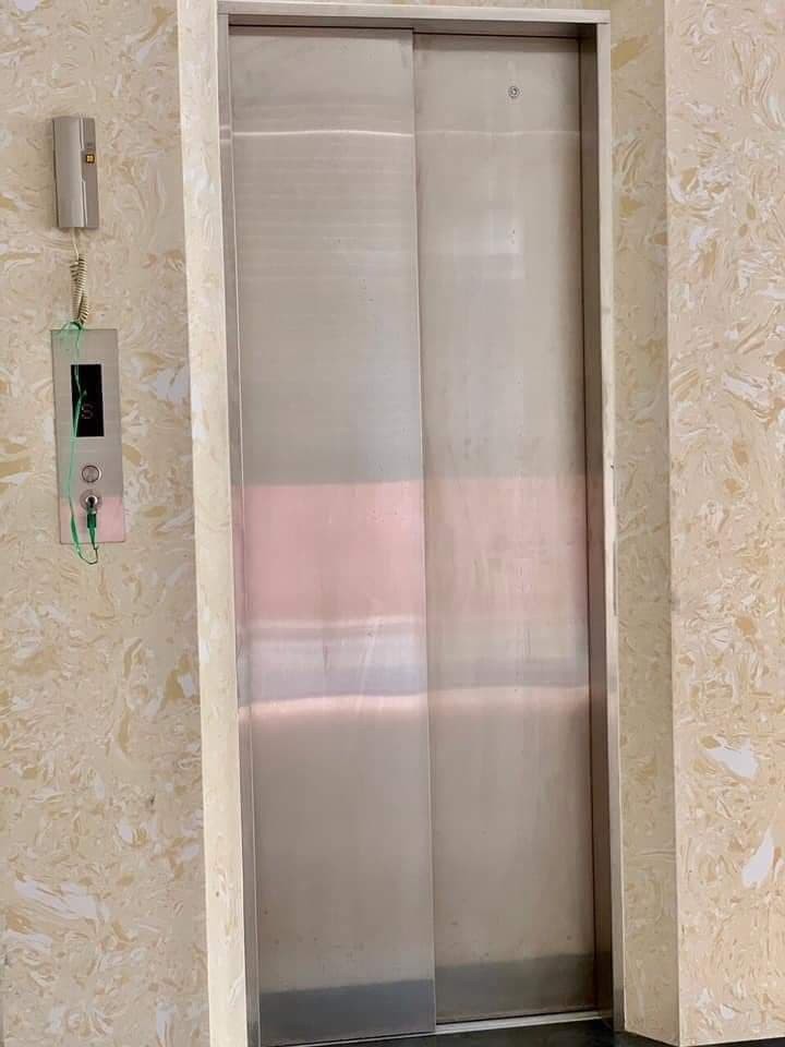 Bán gấp nhà mặt tiền Trần Huy Liệu, Phú Nhuận, nhà mới 3 mặt thoáng, 80m2, 5 tầng.