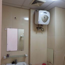 Bán Nhà Trần Bình-Cầu Giấy 40m2x5t MT: 4m, Ngõ Nông Thông Thoáng Giá 4 Tỷ( Có Tl )