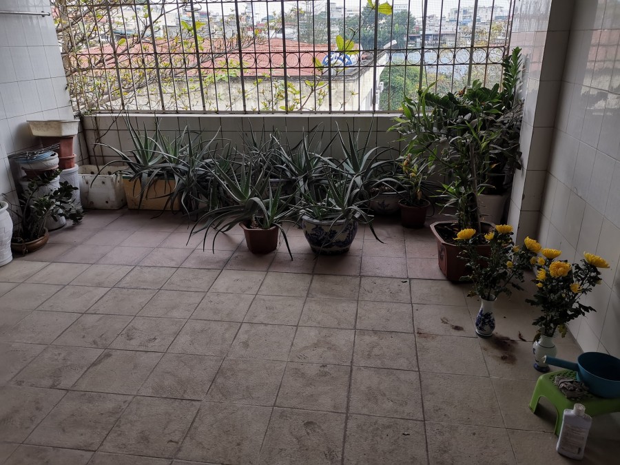 Cần bán nhà Chùa Bộc, ngõ oto, vỉa hè kinh doanh, diện tích gần 50m2, sổ vuông, chính chủ