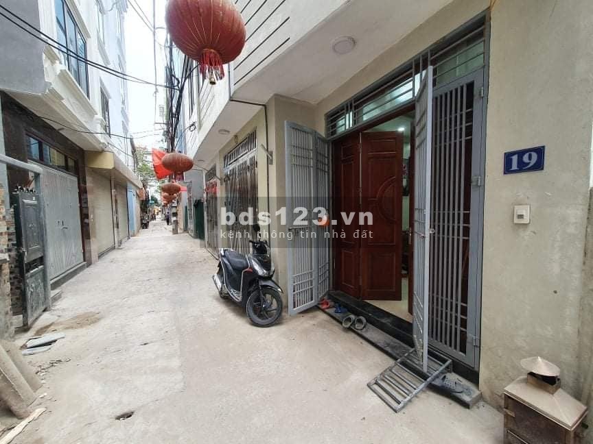 BÁN GẤP NHÀ 4 TẦNG LÔ GÓC LÊ ĐỨC THỌ, Ô TÔ ĐỖ CỬA, NỘI THẤT XỊN, CHỈ 3.85 TỶ