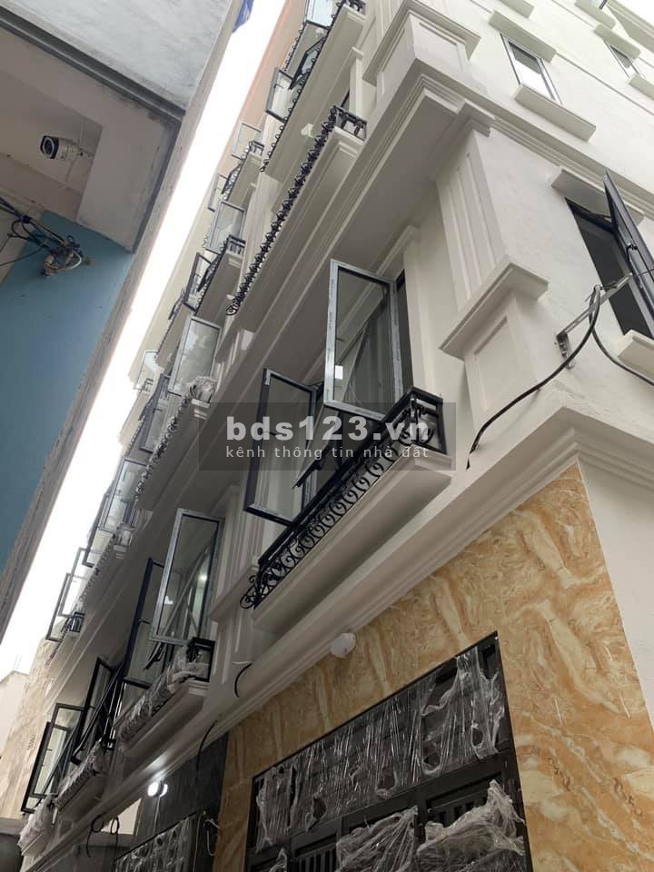 Nhà đường 21b 40m 4 tầng đẹp, phân lô ô tô đỗ cổng chỉ 1,35 tỷ