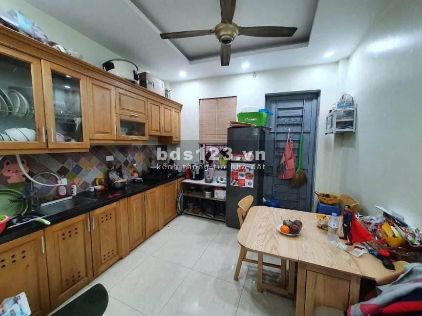 BÁN GẤP NHÀ 4 TẦNG LÔ GÓC LÊ ĐỨC THỌ, Ô TÔ ĐỖ CỬA, NỘI THẤT XỊN, CHỈ 3.85 TỶ