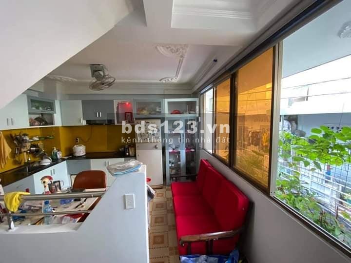 Chính chủ bán nhà Lý Thường Kiệt, 5 tầng, 20m 2, vị trí trung tâm GIÁ TỐT.