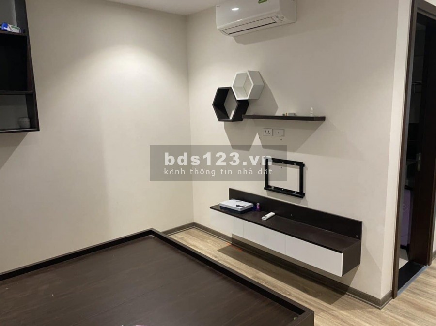 Cho thuê căn hộ Northern Diamond Thạch Bàn 3pn DT: 95m2, giá: 15 triệu/tháng LH : 0962015571