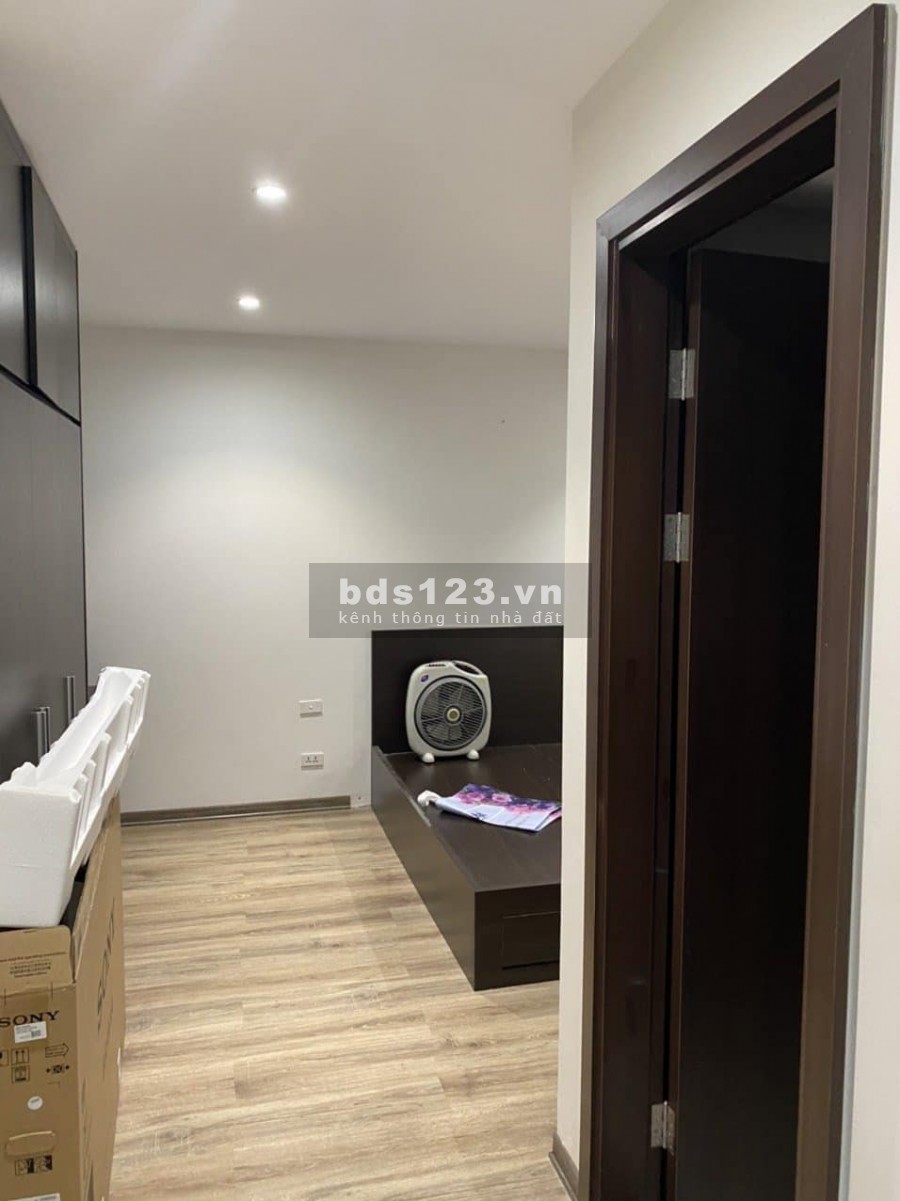 Cho thuê căn hộ Northern Diamond Thạch Bàn 3pn DT: 95m2, giá: 15 triệu/tháng LH : 0962015571
