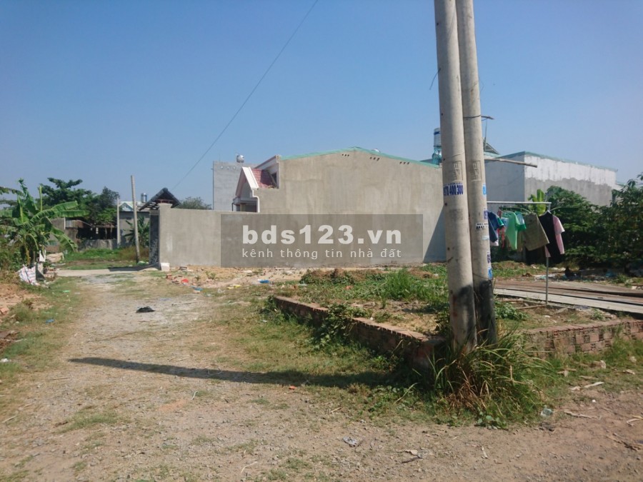 Nhà có việc cần bán lô đất Long Bình Tân