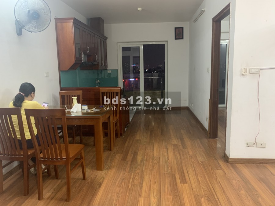 Cho thuê Chung cư HEI TOWER Ngụy Như Kon Tum 2 ngủ làm văn phòng 10 triệu. Lh 0377983070