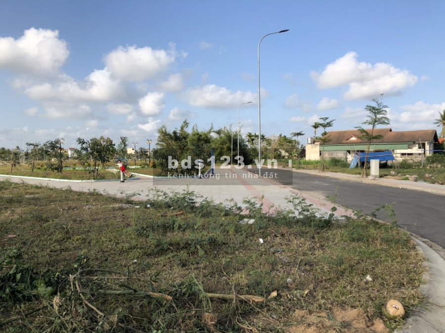  Bán gấp đất chính chủ sổ hồng 85.2m2 tại khu đô thị mỹ khánh 3