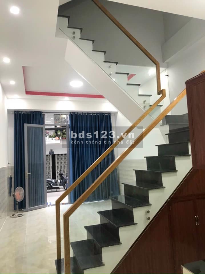 BÁN NHÀ HẺM XE TẢI – LẠC LONG QUÂN, P8, TB – 5PN 48M2 NHỈNH 6…