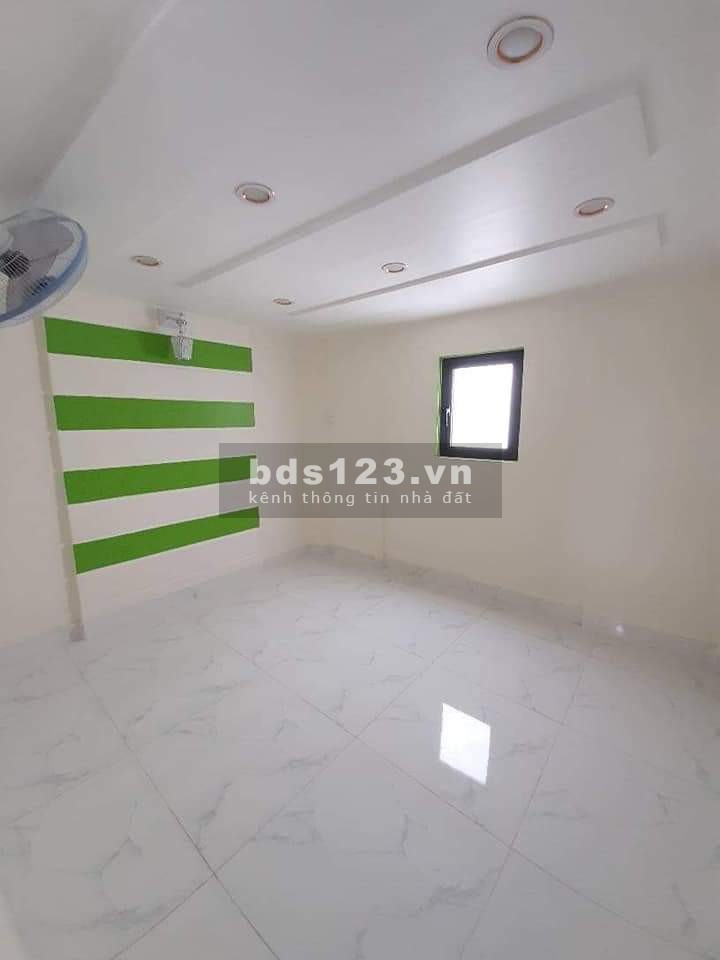 CÀN BÁN NHÀ QUẬN TÂN PHÚ GIÁ 3TY 24M2 LH:0916427080