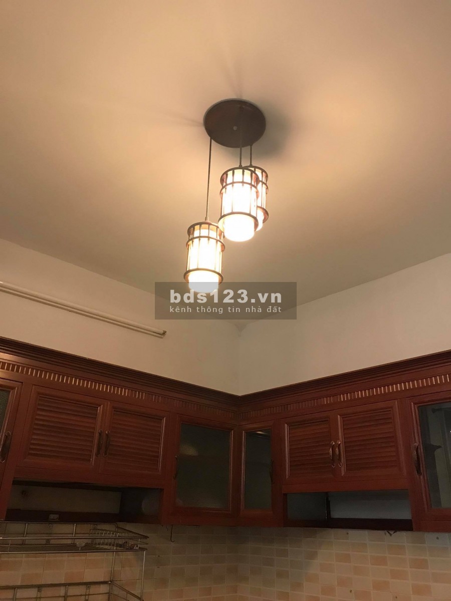 Tìm bạn ở chung phòng, phòng 2 ng, mình chỉ ở 10 ngày /1 tháng, 1tr5 bao net