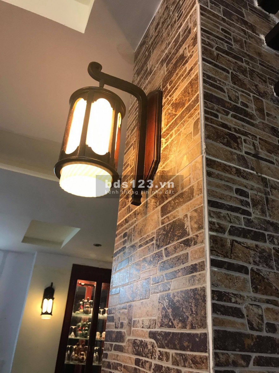 Tìm bạn ở chung phòng, phòng 2 ng, mình chỉ ở 10 ngày /1 tháng, 1tr5 bao net
