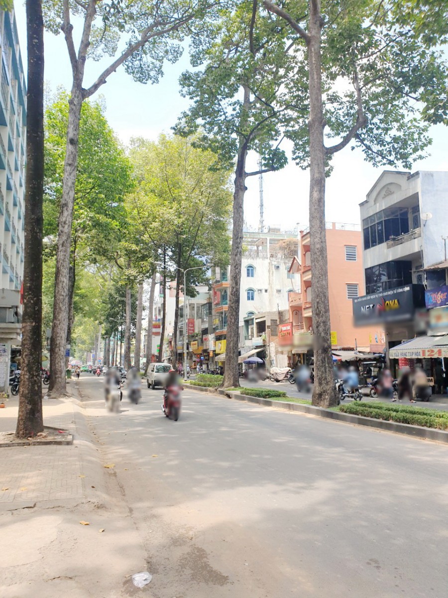 Nhà (4*12.5m/3lầu/ST) mặt tiền kinh doanh Nguyễn Chí Thanh P3 Q10