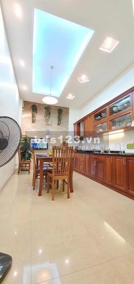 Bán Nhà Trong Làng Việt Kiều Châu Âu, Mỗ Lao, 50m², 4T, MT5.2m, giá 3 tỷ 4, Lh 0902083139