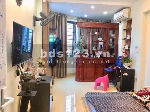 Bán nhà phường Ngọc Thụy, quận Long Biên 45m2, MT4m chỉ 2.7 tỷ