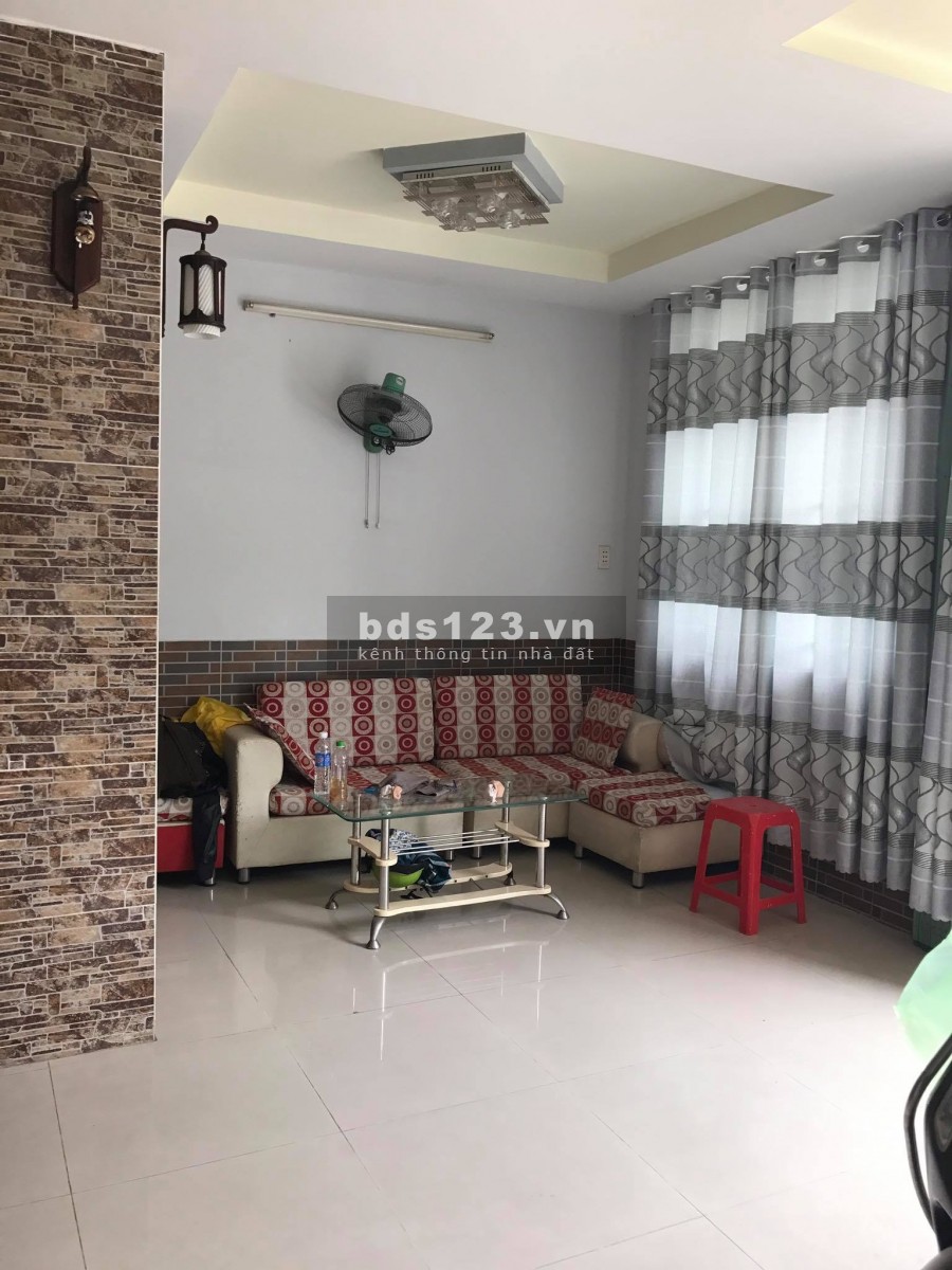 Tìm bạn ở chung phòng, phòng 2 ng, mình chỉ ở 10 ngày /1 tháng, 1tr5 bao net