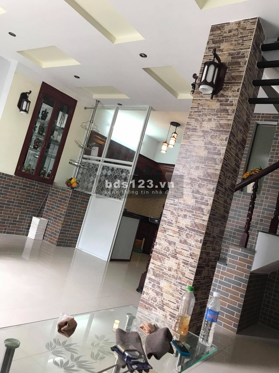 Tìm bạn ở chung phòng, phòng 2 ng, mình chỉ ở 10 ngày /1 tháng, 1tr5 bao net