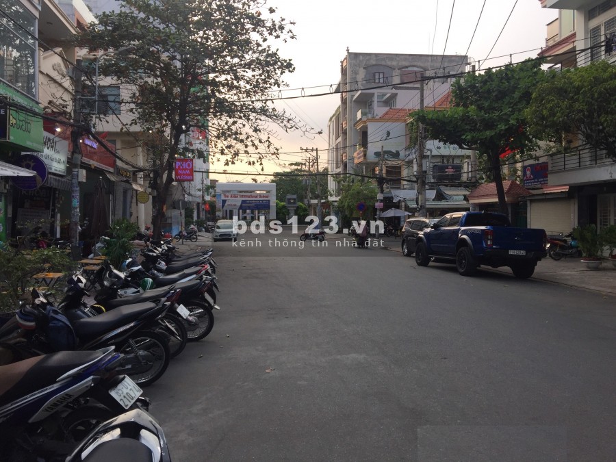 MT Võ Oanh 4.5x20m Trệt suốt 4 lầu 7 phòng rộng làm CF, Vp thiết kế, TT Anh ngữ
