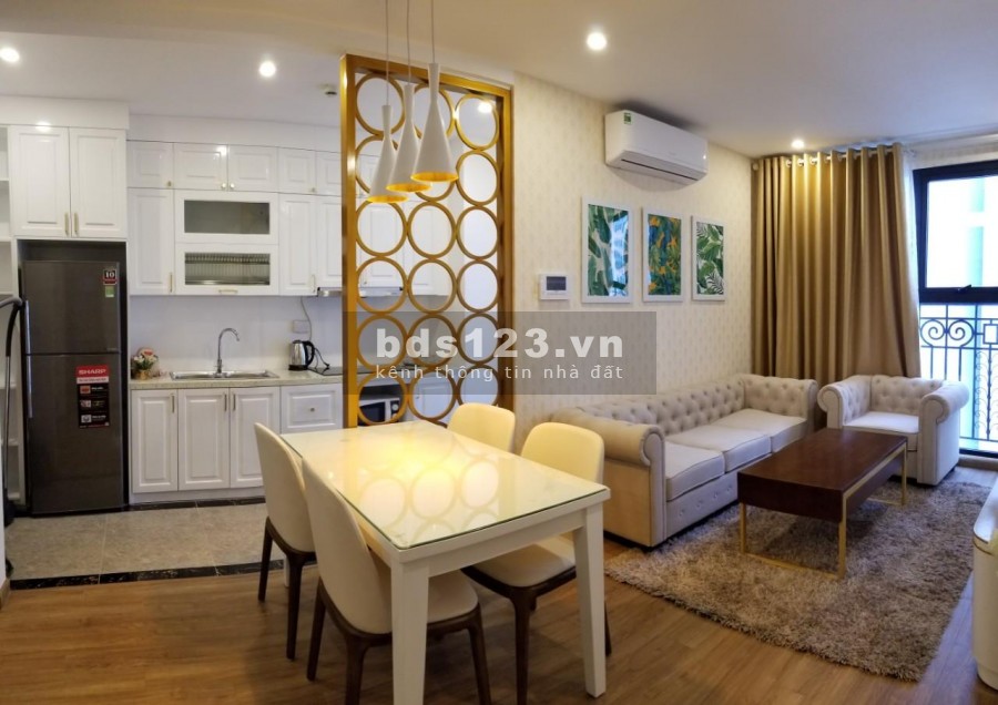 Chính chủ bán gấp căn 2 ngủ sáng, 80m2 The Emerald CT8, giá 2.6 tỷ.