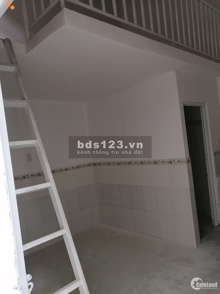 BÁN HOẶC CHO THUÊ 5 NĂM 4 DÃY 40 PHÒNG DT 500m2 VỚI GIÁ 3 TỶ 750 ,