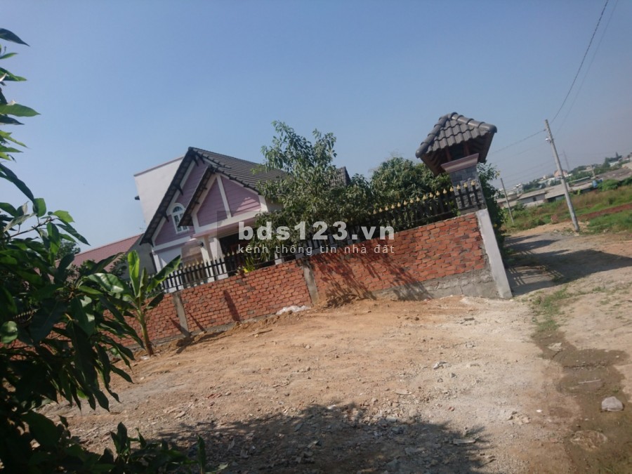 Nhà có việc cần bán lô đất Long Bình Tân