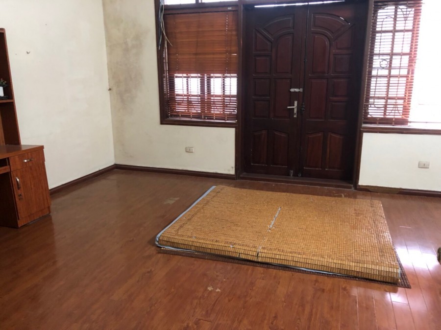 Cho thuê nhà gần hồ Hạ Đình kinh doanh hoặc làm văn phòng và các dịch vụ khác, Thanh Xuân, Hà Nội.