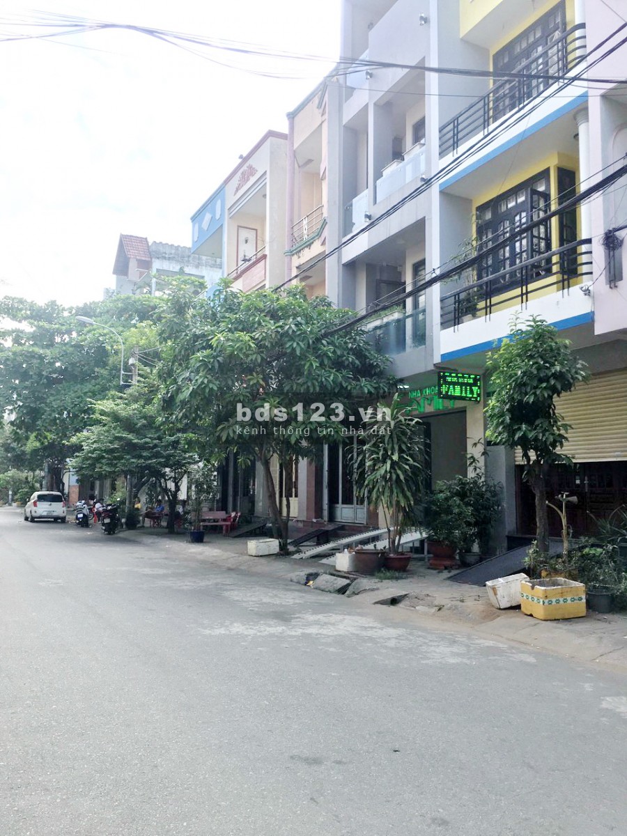 Bán nhà 2 lầu 4x20m mặt tiền đường NB Cao Lỗ Phường 4 Quận 8
