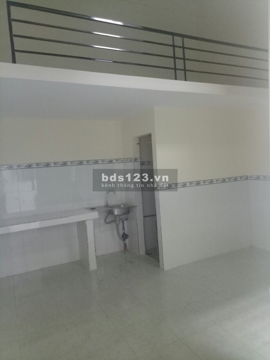 Về quê ở hẳn nên cần sang lại 2 dãy nhà trọ 16 phòng 2 kiot, ngay KCN gần chợ, gần công ty