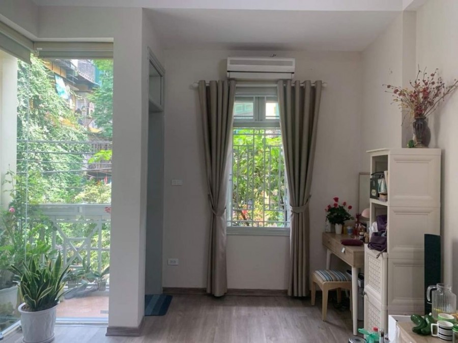 Ô tô tránh, kinh doanh đỉnh phố Tây Sơn, dt 53m 5 tầng nhỉnh 6 tỷ