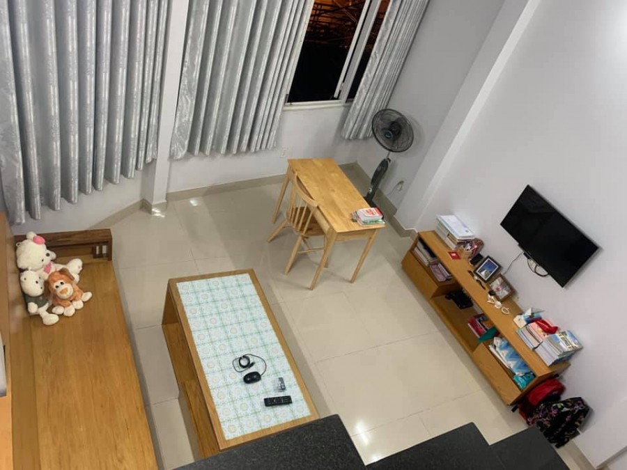 4 TẦNG HẺM XE TẢI THÔNG TRẦN BÁ GIAO DƯƠNG QUẢNG HÀM GẦN VINCOM PLAZA . 4,2 tỷ