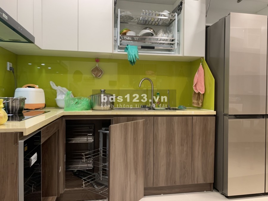 Em cần cho thuê gấp căn 1N+1, full đồ tại Vinhomes Smart City. 7tr/th