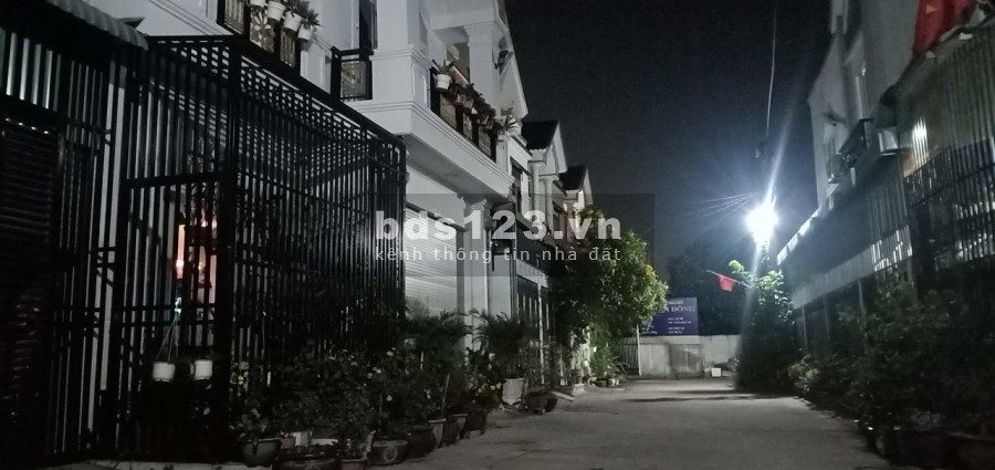 Nhà đẹp bán gấp KP Tây A, Đường Võ thị sáu Đông Hòa Dĩ An.