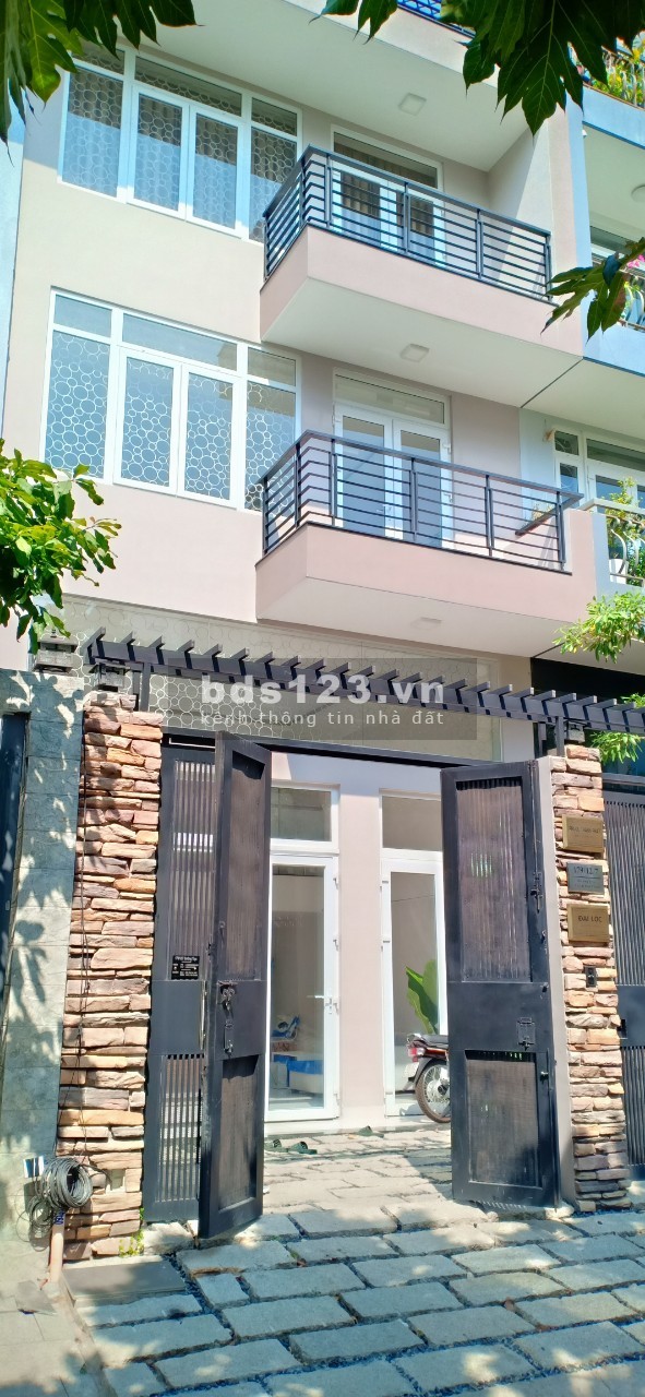 Cho thuê 1 Trệt 1 Lửng 138m2 Đường Đặng Thùy Trâm