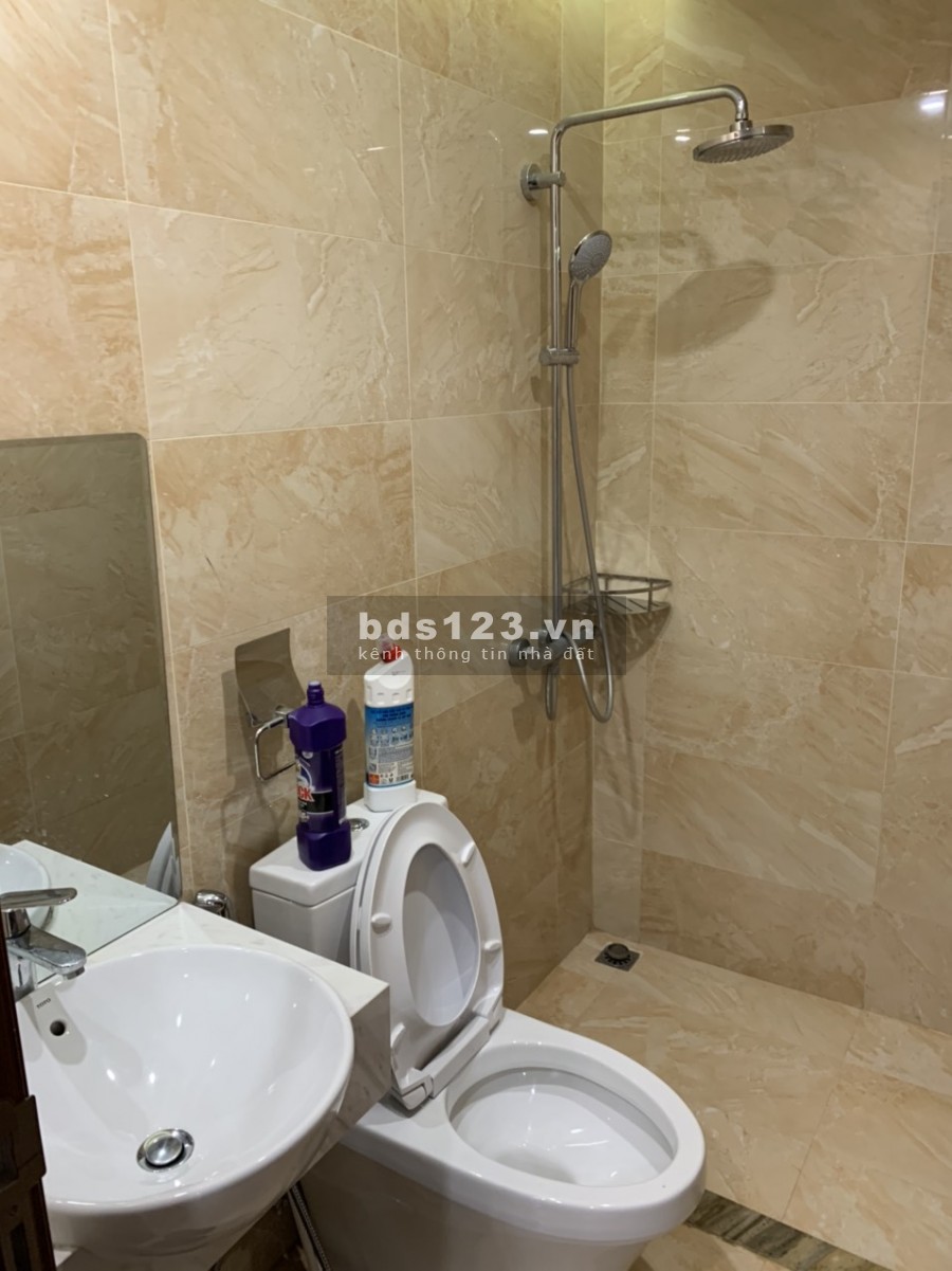 Cho thuê căn hộ chung cư The Legend 2pn, 64m2 full đồ. Giá: 13tr/tháng