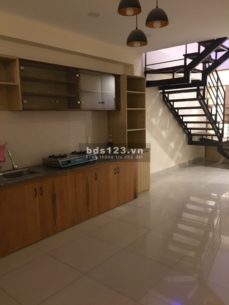 Bán nhà mặt tiền Nguyễn Cừ - Thảo Điền 4m x 26m thổ cư 100% Giá 18 tỷ