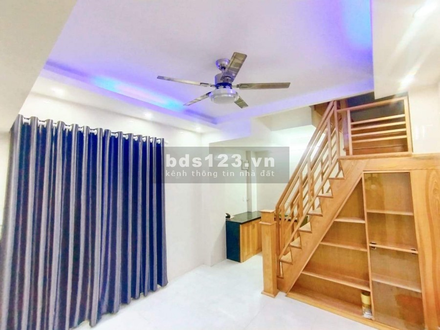 Bán nhà Tô Hiến Thành Quận 10, 3 tầng lô góc thoáng mát giá chỉ 3.8 tỉ